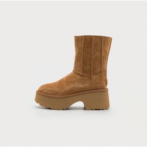 UGG WOMEN'S CLASSIC TWIN SEAM NEW HEIGHTS